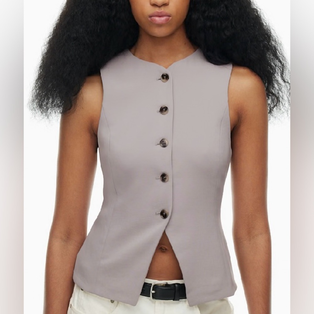 WORN ONCE Aritzia Wilfred Regal Vest - Colour Ashen - Size 8